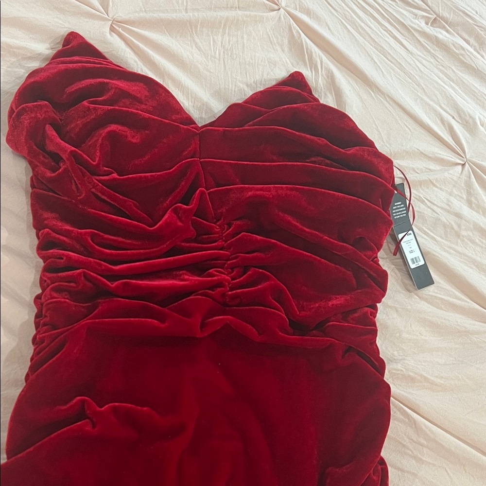 Fashion Nova Strapless Red Velvet Dress